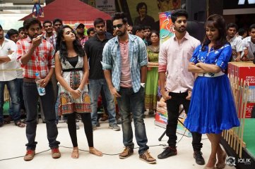 Kerintha Movie Team at Manjeera Mall Kukatpally